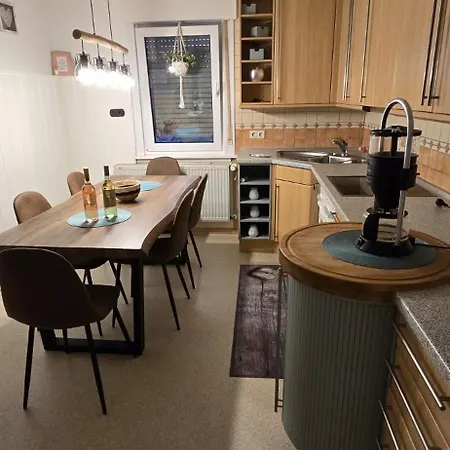 Schieferstuebchen - Gemuetliche Zentrum - Perfekt Fuer Paare Und Kleine Familien *